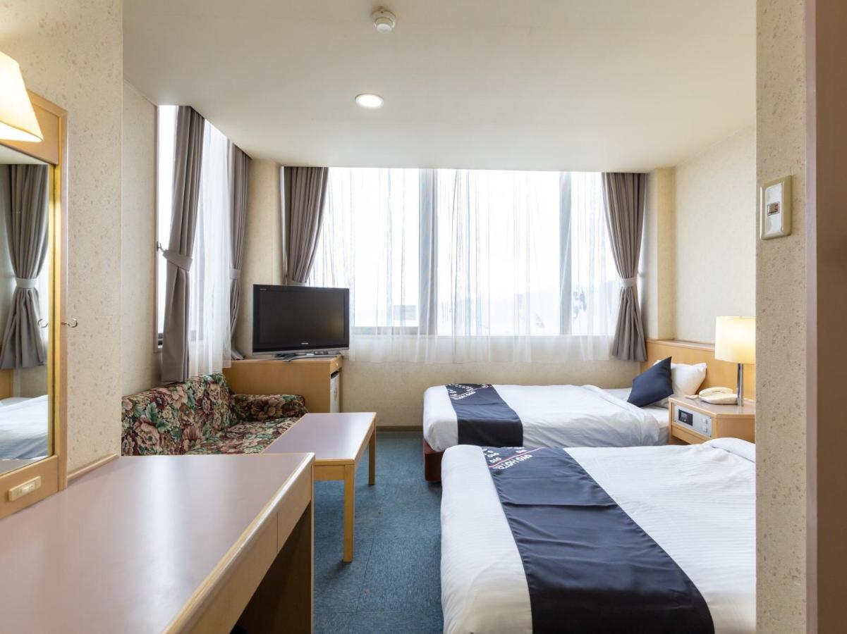 Oyo Sun Hotel Kurayoshi Exteriör bild